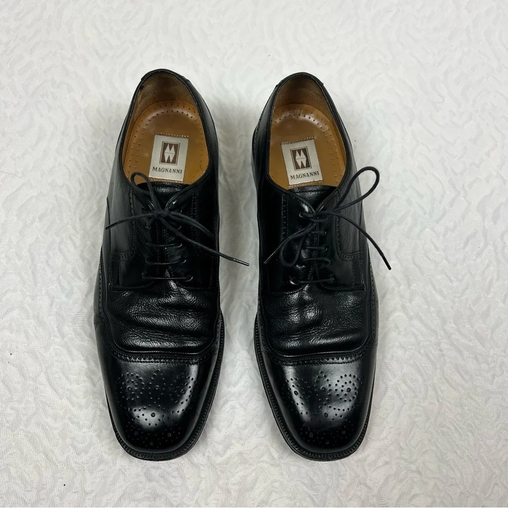 Magnanni Men’s  Black Leather Oxford Dress Shoes Classic Brogue Lace Up